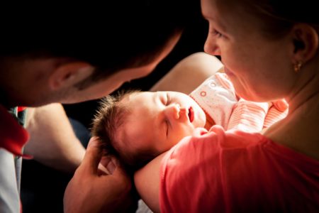 9 Tips to Help You Have a Great Christmas (With a Newborn)