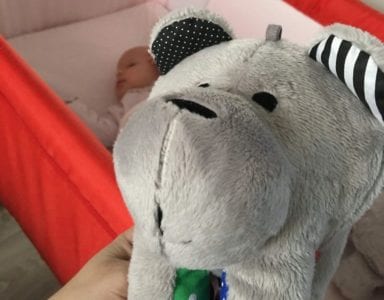 Mamansquidechirent.com : l’ourson apaisant pour le sommeil de bébé