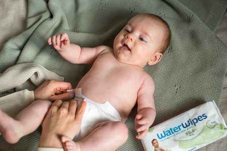 Upały z niemowlęciem. 10 rad, jak je przeżyć